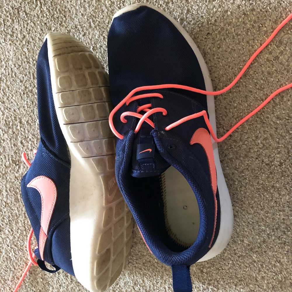 Nike shoes